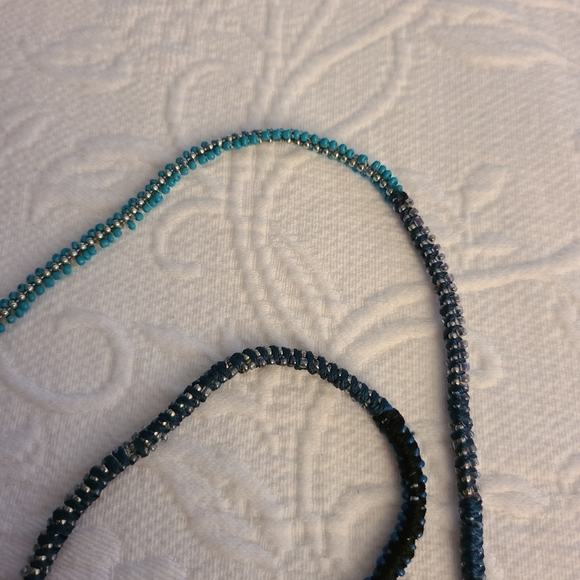 ⭐️40% Off⭐️ Loft Long Blue Beaded Ball Chain Necklace - Picture 3 of 10